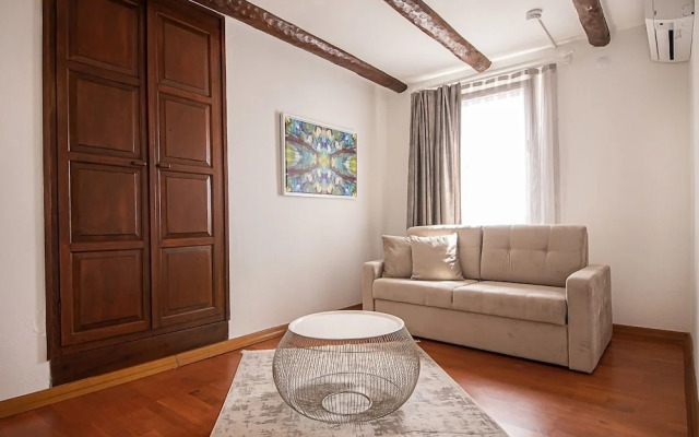 The Flag Suites