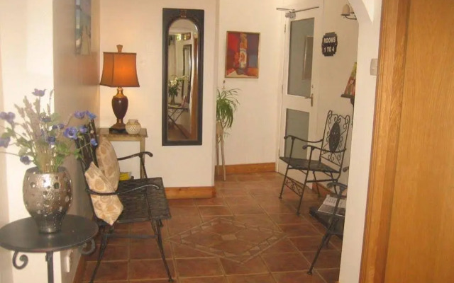 Ashleigh House