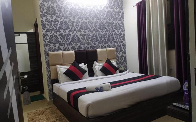 Staygo Hotel Near Haridwar Railway station