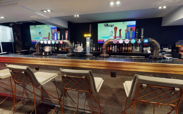 Village Hotel Manchester Hyde
