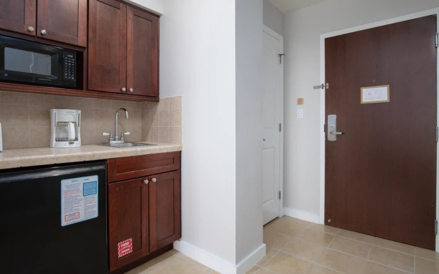 Luau I 7011 - flr10 - Studio 1BA - (4)