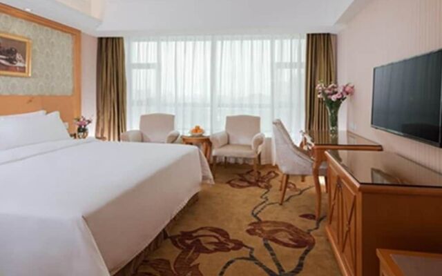 Vienna Hotel Shenzhen Gongming Nanhuan Road