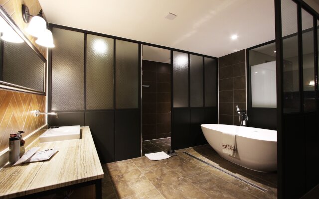 SR Design Hotel