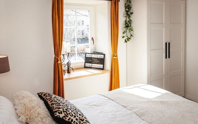 Residence Near Esperaza in a Beautiful Area