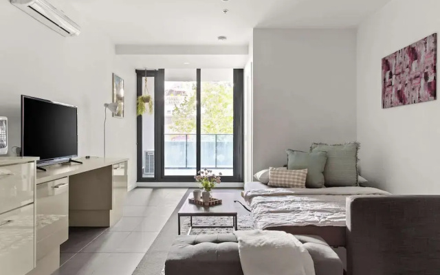 Chic 1BR Apt Near Southern Cross