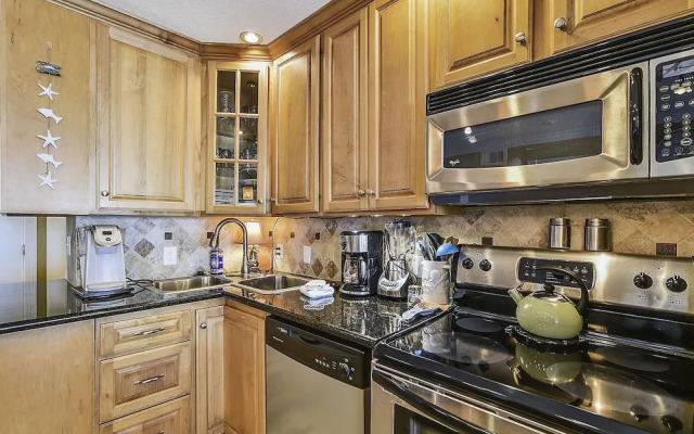 Seascape 1209 - 2 Br Condo