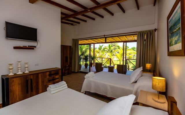 Hotel Punta Camarón Bungalows & Suites