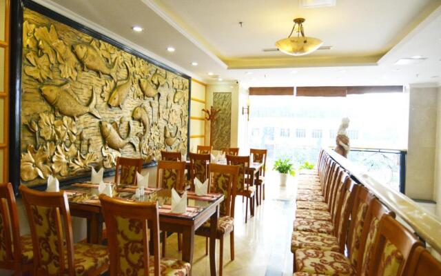 A25 Luxury Hotel