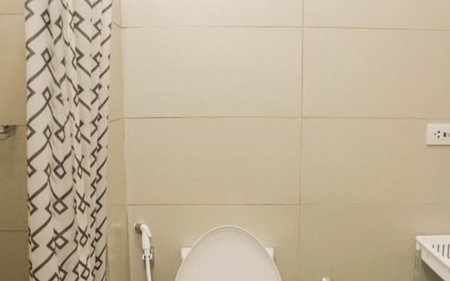 OYO 433 PBYY at Green Residences Condotel