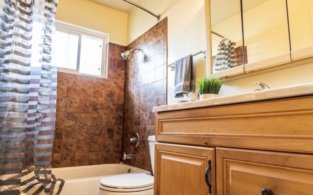 Cozy Richmond Two Bedroom