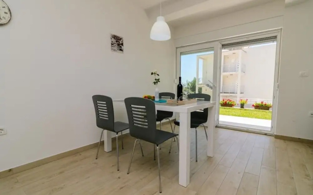 Mali Princ - Modern and Comfortable - A1