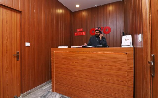 OYO Flagship 23709 Hotel Meerut International