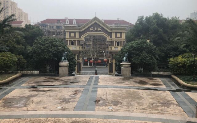 Pinkhostelling laternational