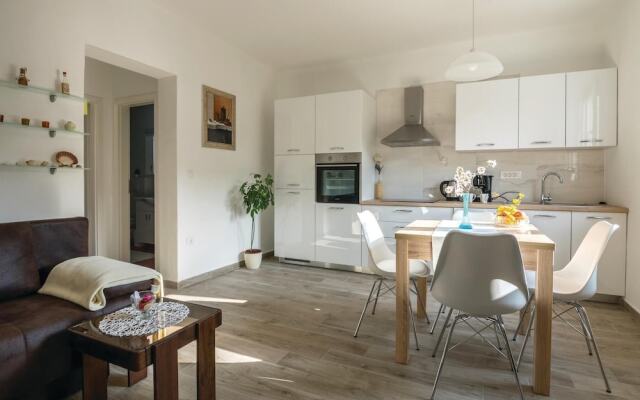 Amazing Apartment in Zadar With Wifi and 1 Bedrooms