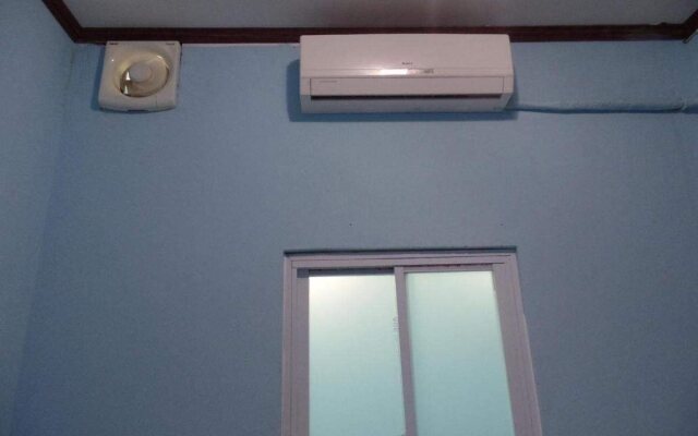 Lucky Backpacker Hostel