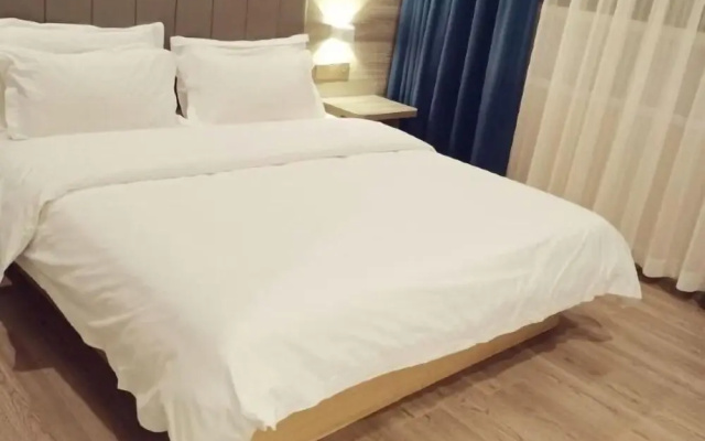 7 Days Inn Chongqing Hongqihegou Light Rail Station Branch