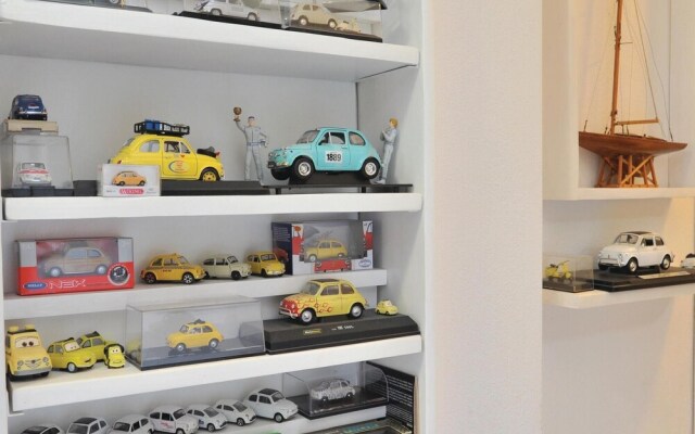 Beautiful Home in Podstrana With Wifi and 3 Bedrooms