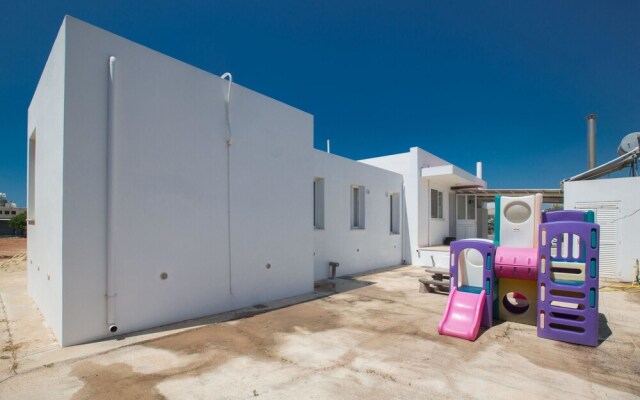 Celebrity Villa Jamie Laing