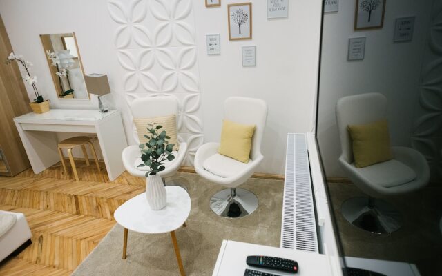 Dfive Apartments - Bathory