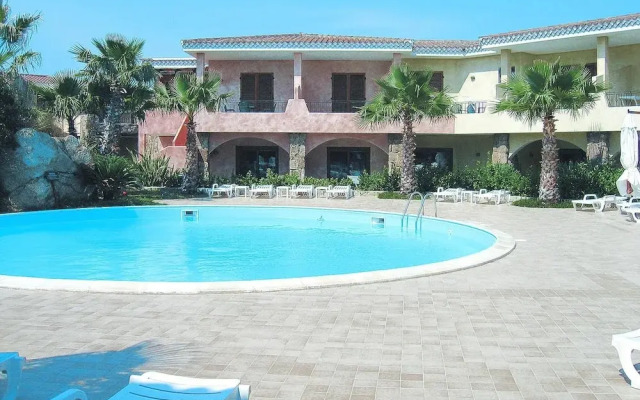 Residence With Shared Pool in Palau