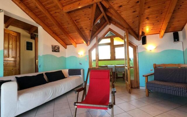 Loft apartment 20m from sea