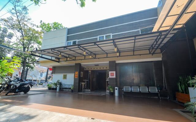 Sky Hotel Buah Batu 1 Bandung