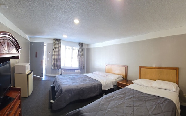 Exceed Inn Indianapolis Airport South