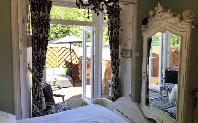The Mirador Boutique Town House