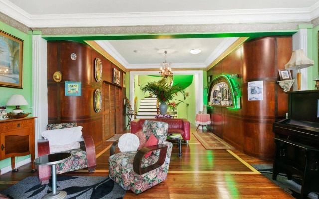 Floriana Boutique Hotel