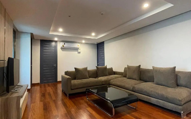 ViVi Avenue Thonglor