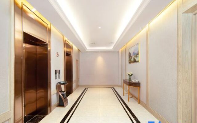 Vienna Hotel (Anshun Huangguoshu Guanling Bus Station)