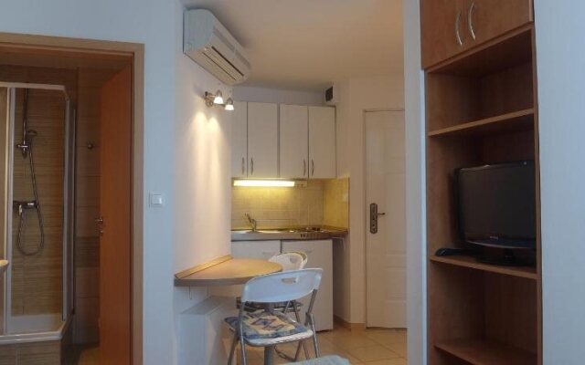 Tip-Top Apartmenthouse