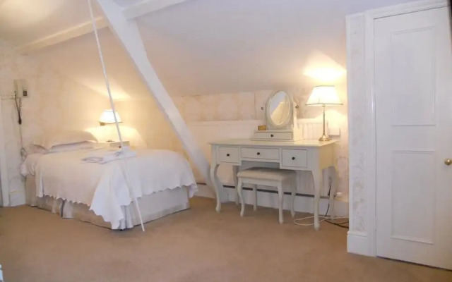 Bentley Tower Hotel