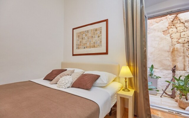 Hedera Estate Hedera A22