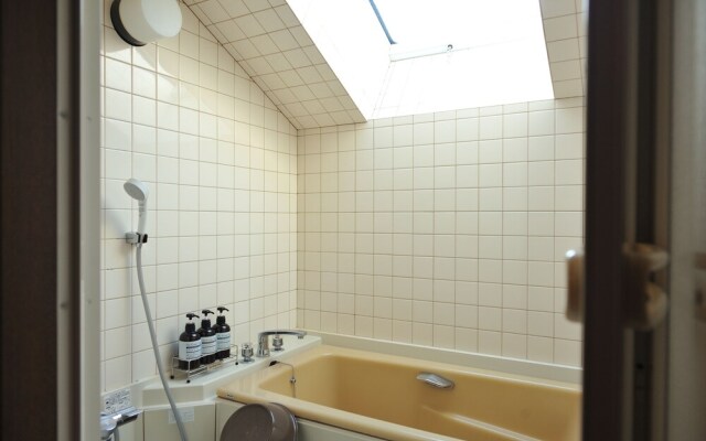 BOX HOTEL from bizan