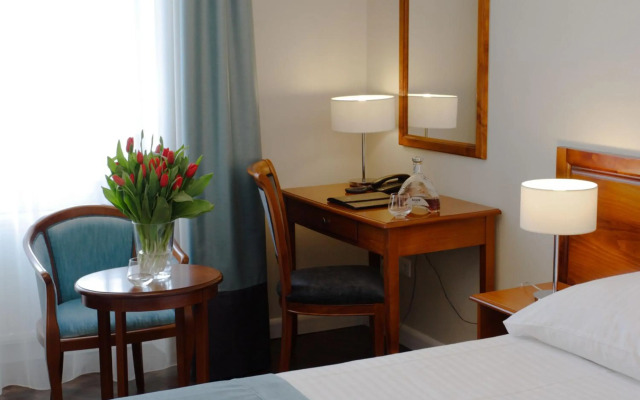 Hotel Senacki