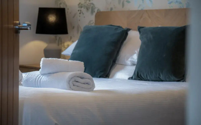 Maes Yr Orsaf - 4 Bedroom - Narberth