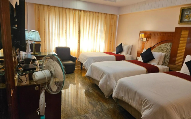 Golden Metro Hotel – Guest Rooms – Bangalore