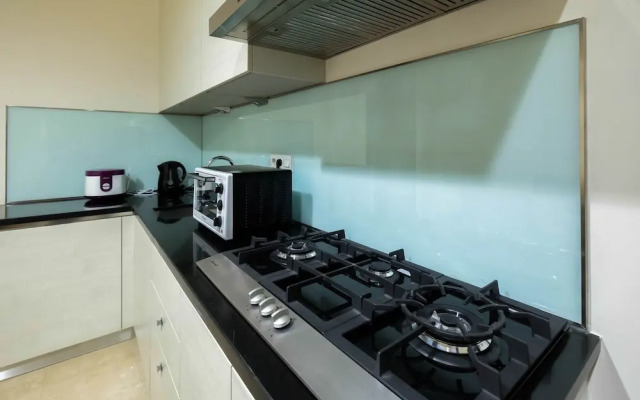 Luxurious 2br Four Winds Apartment Near Senayan