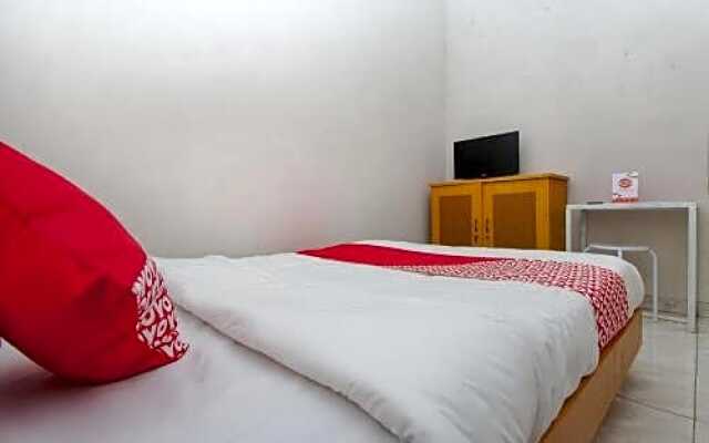 OYO 3060 Al Fatih Guest House Syariah