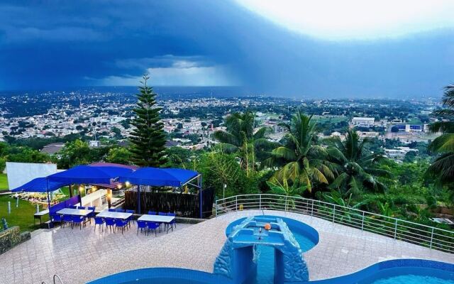 African Hill Resort