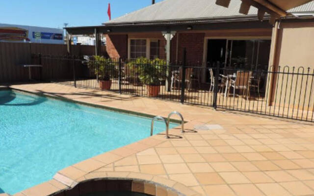 Quality Inn Burke & Wills