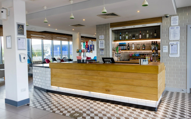Holiday Inn Express Manchester - Trafford City by IHG