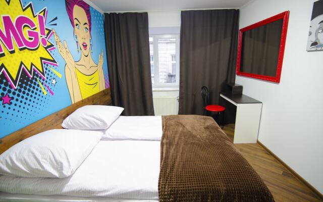 Pop Art Hostel Rynok Square