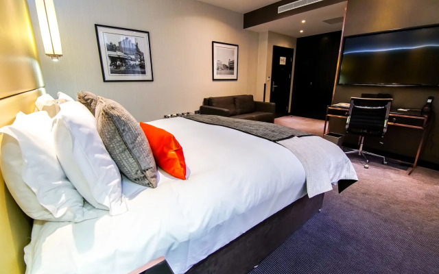 Montcalm Royal London House, London City