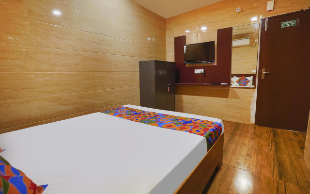 Fabexpress Arunachala Guest House