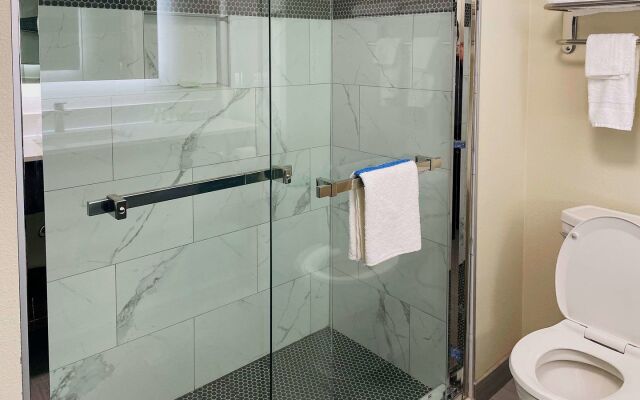 Quality Inn & Suites Lake Charles South