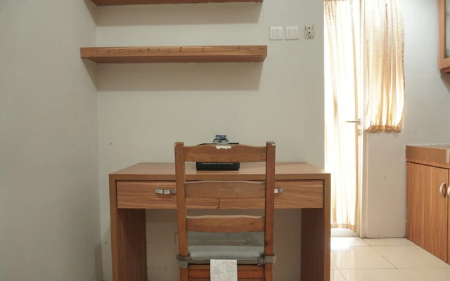 Cozy and Strategic Place Studio at Margonda Residence 4 Apartment