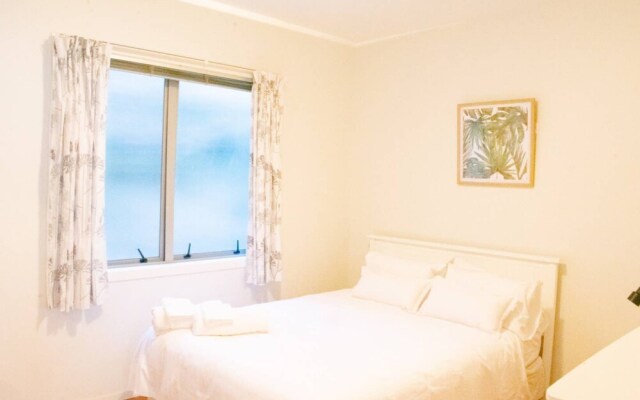 Gorgeous 2 Bedroom Apartment Close to Spark Arena