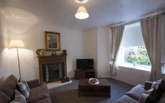 Allan Stream Apartment